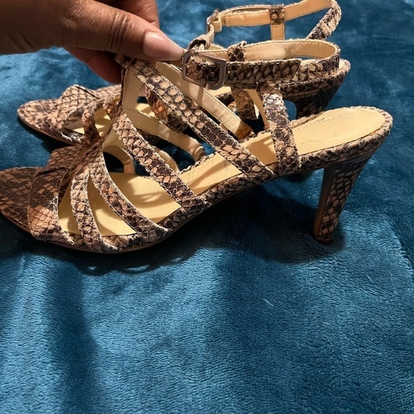 Strappy summer sandal snakeskin size 8. Rockport by adiPrene adidas! Nice shoes - Picture 16 of 16